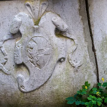 Hotell Palazzo Dei Mori 3*