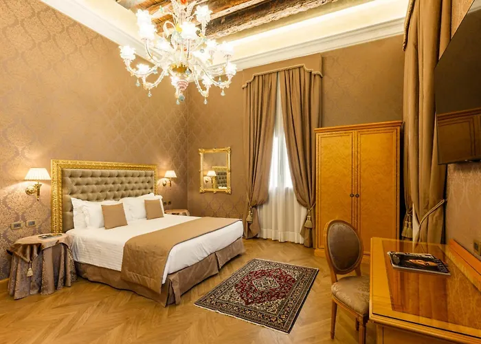 Отель Palazzo Dei Mori