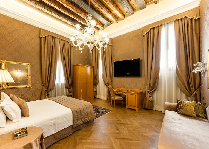 Palazzo Dei Mori Венеция