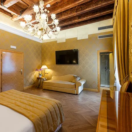 Palazzo Dei Mori 3* Венеция