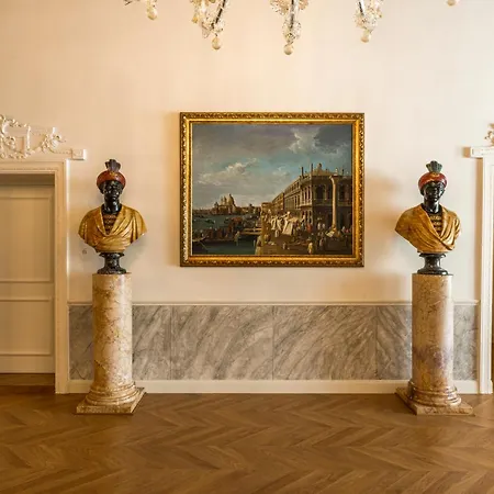 Отель Palazzo Dei Mori
