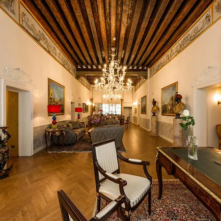 Palazzo Dei Mori