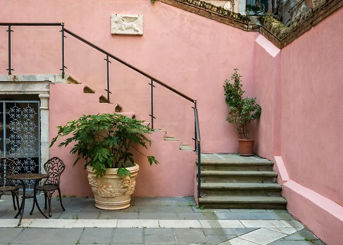 Palazzo Dei Mori Hotel