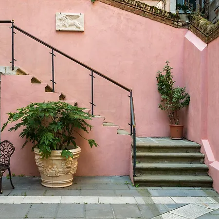 Palazzo Dei Mori فندق